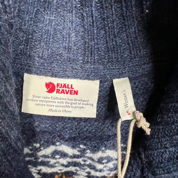 NWT Fjallraven Ovik Knit Cardigan Women's Small Navy Wool Nordic Sweater F89941 - Picture 9 of 16